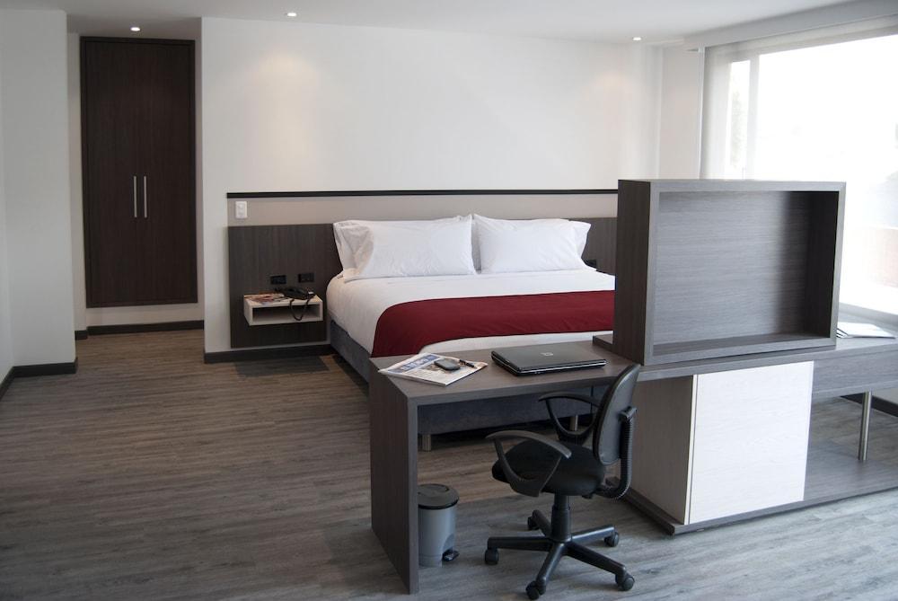 Best Western Calleja Suites Bogotá Esterno foto