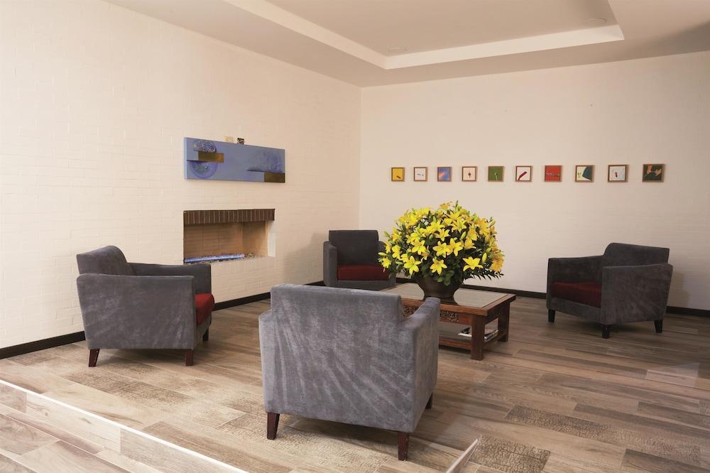 Best Western Calleja Suites Bogotá Esterno foto